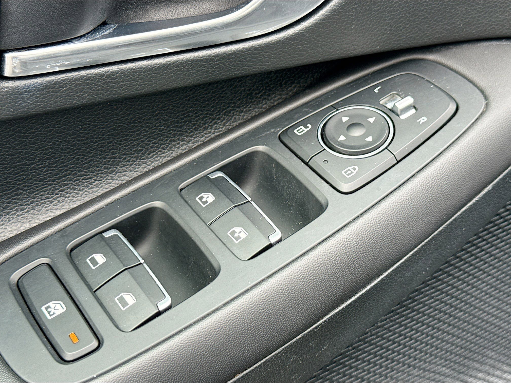 Used 2023 Hyundai Sonata SEL image 7