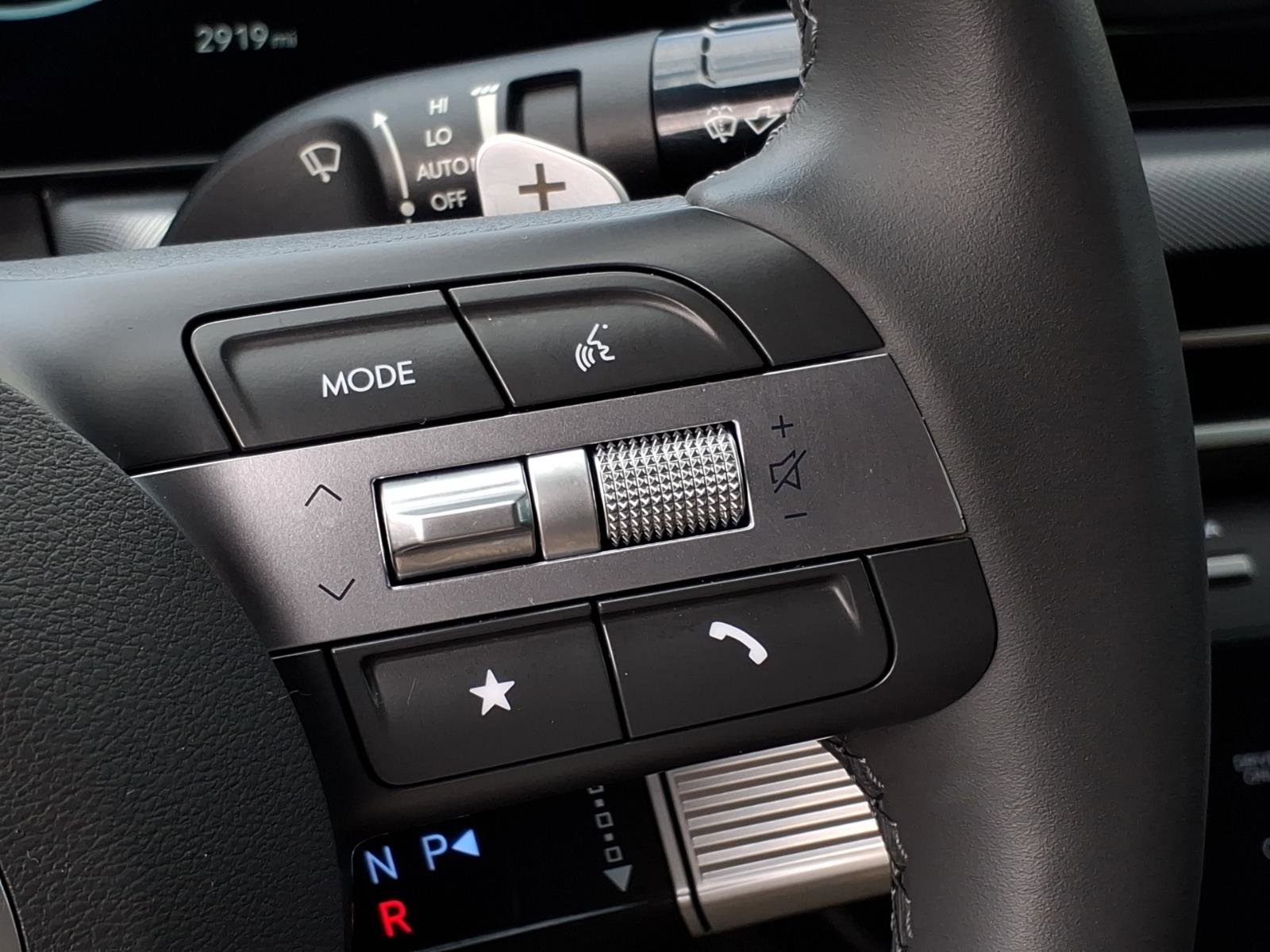 Certified 2025 Hyundai Sonata Limited FWD image 28