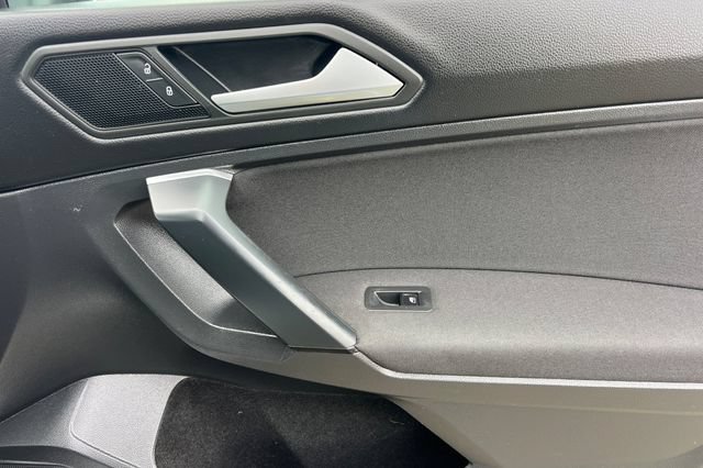 Used 2019 Volkswagen Tiguan S w/ Driver Assistance Package FWD image 22