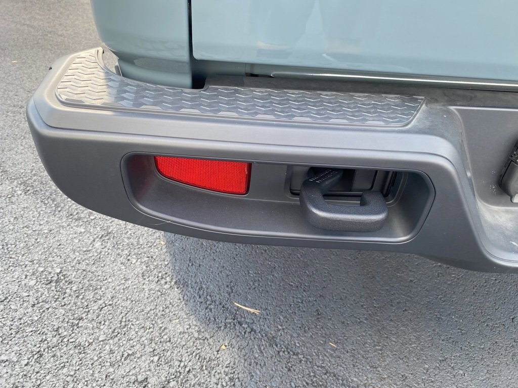 New 2025 Jeep Gladiator Sport image 12