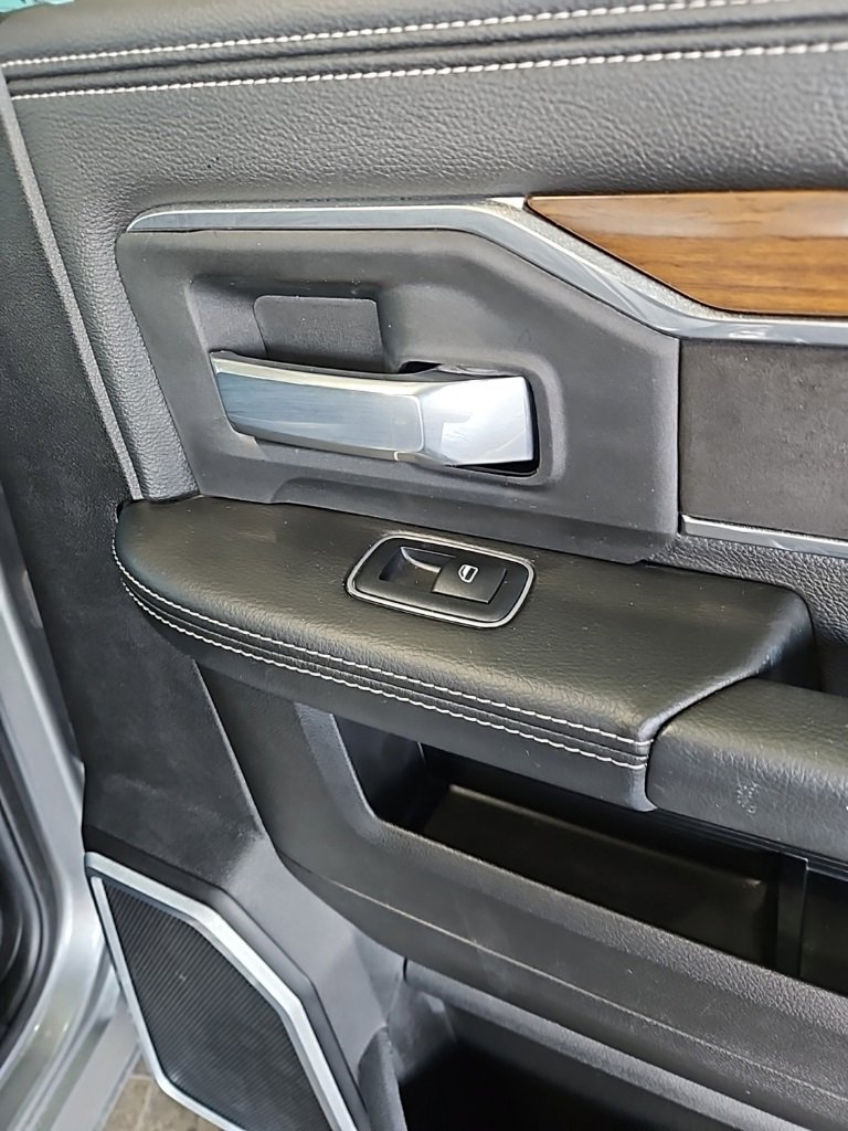 Used 2024 RAM 2500 Laramie image 18