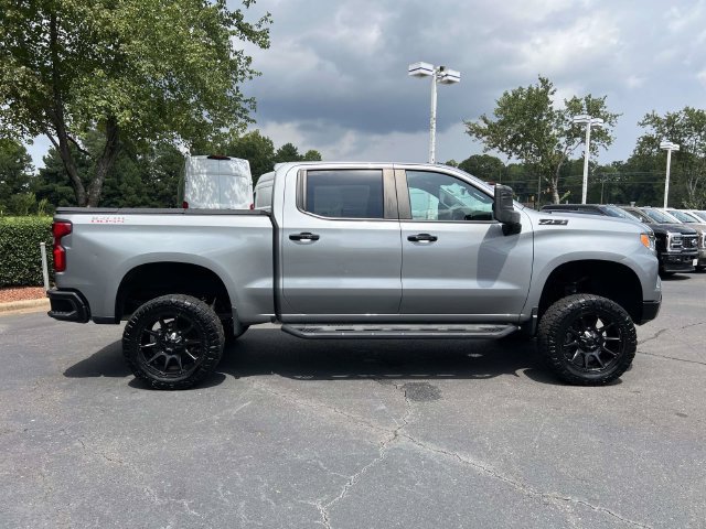 Used 2024 Chevrolet Silverado 1500 LT Trail Boss w/ Convenience Package II AWD/4WD image 12