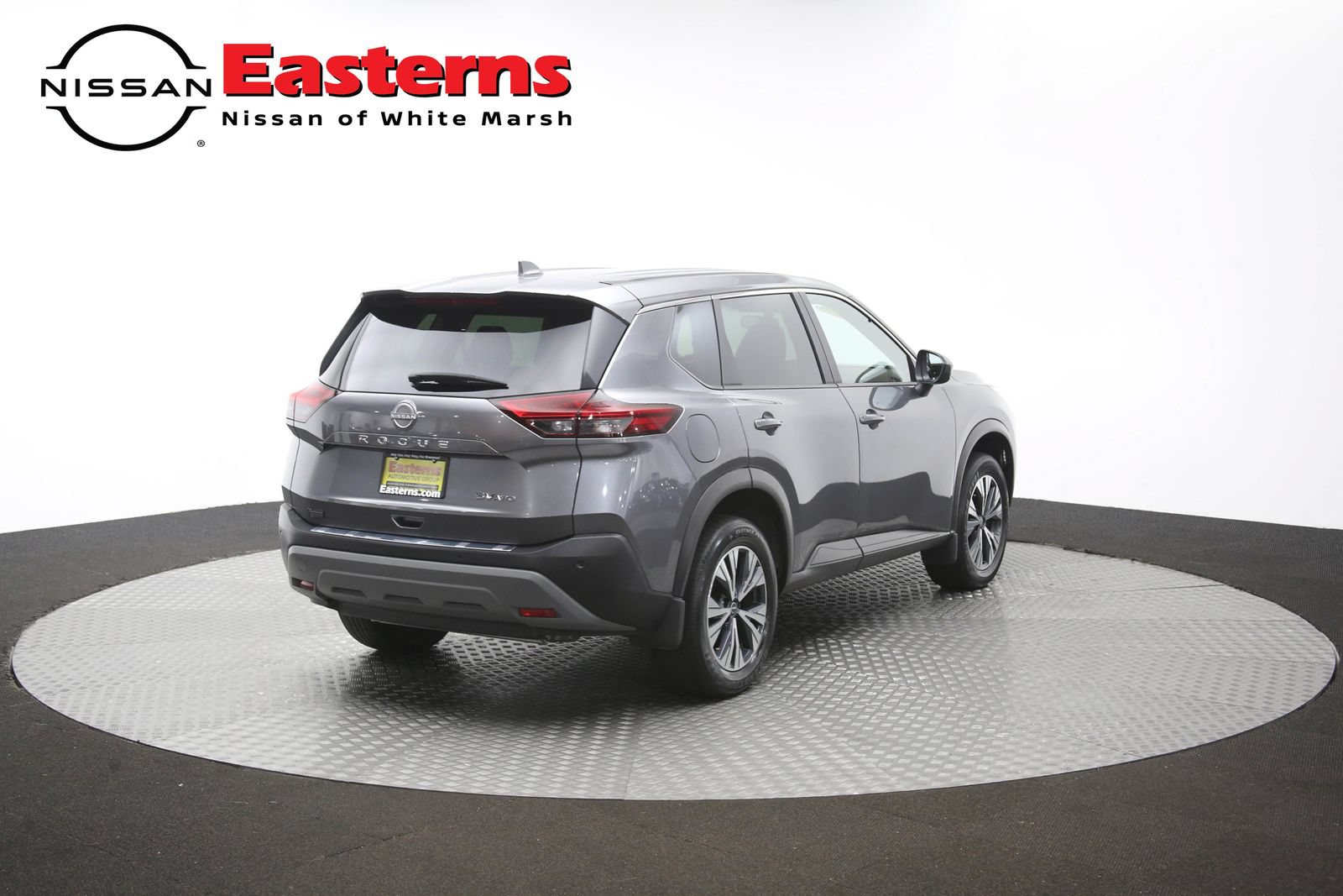 Used 2023 Nissan Rogue SV AWD/4WD image 40