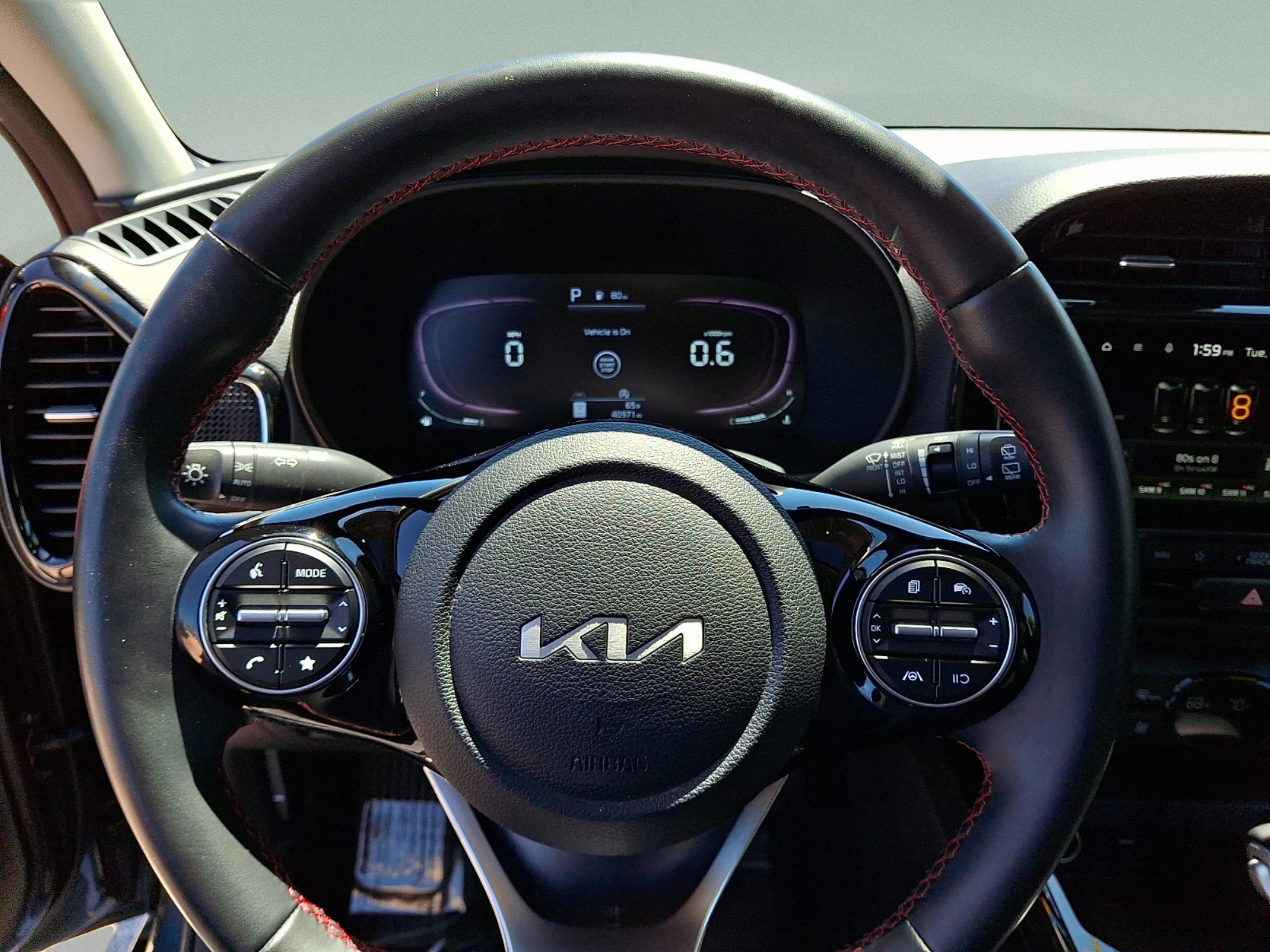 Used 2023 Kia Soul GT-Line FWD image 19