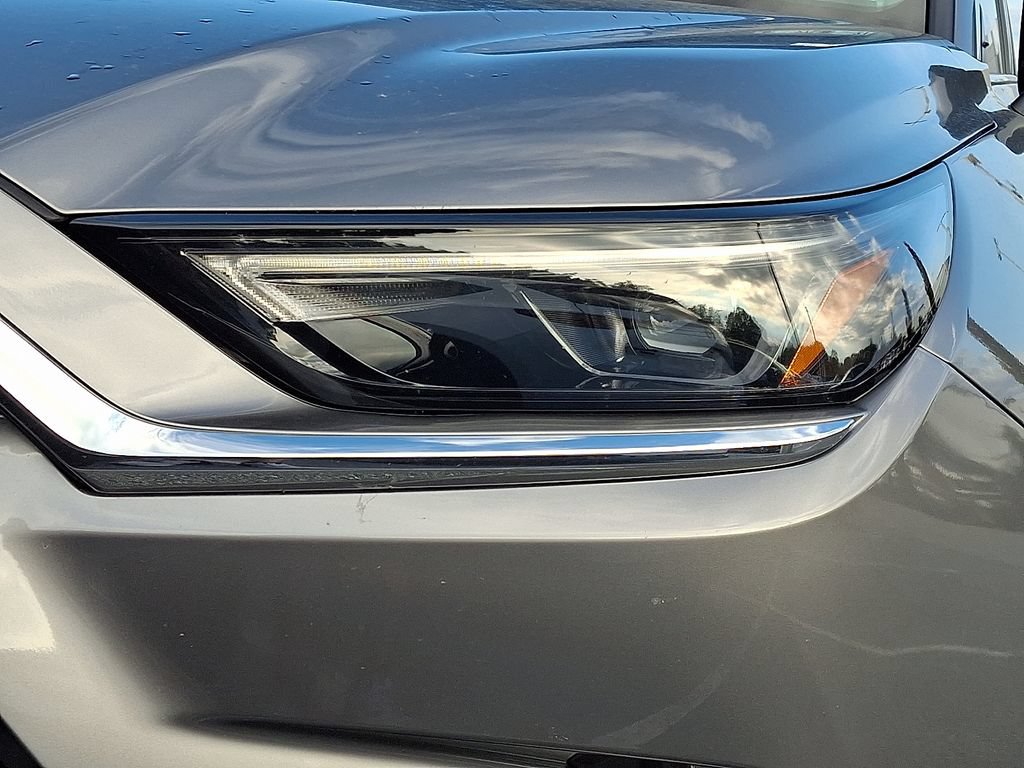 Used 2025 Toyota Grand Highlander AWD image 10