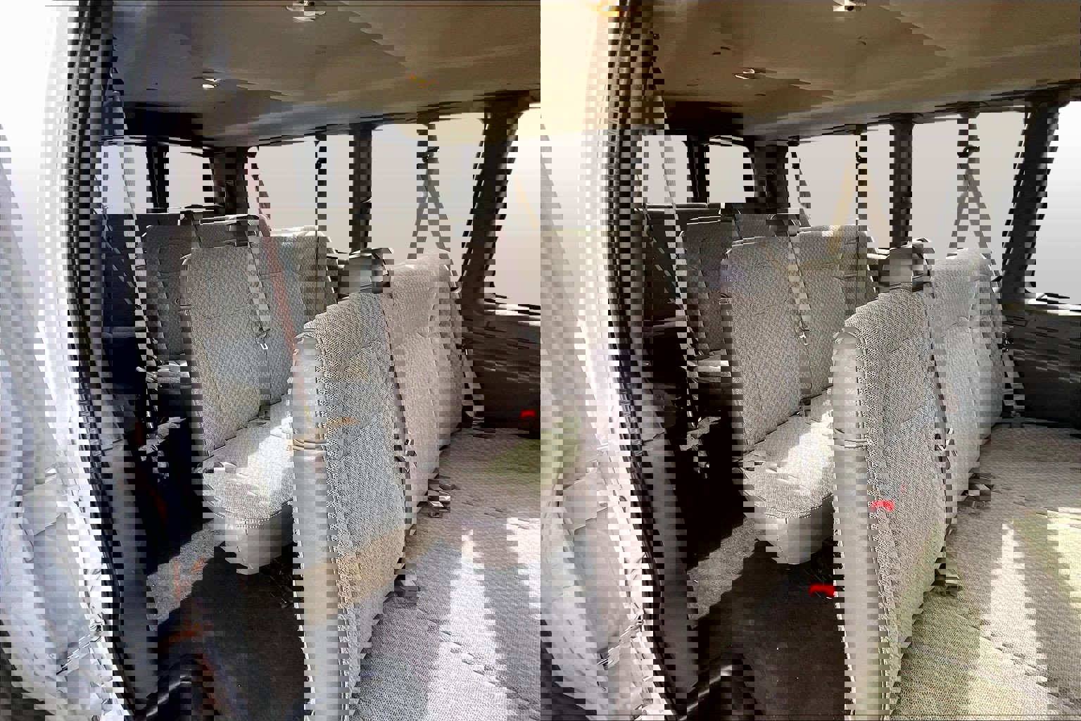 Used 2019 Chevrolet Express 3500 LS image 19