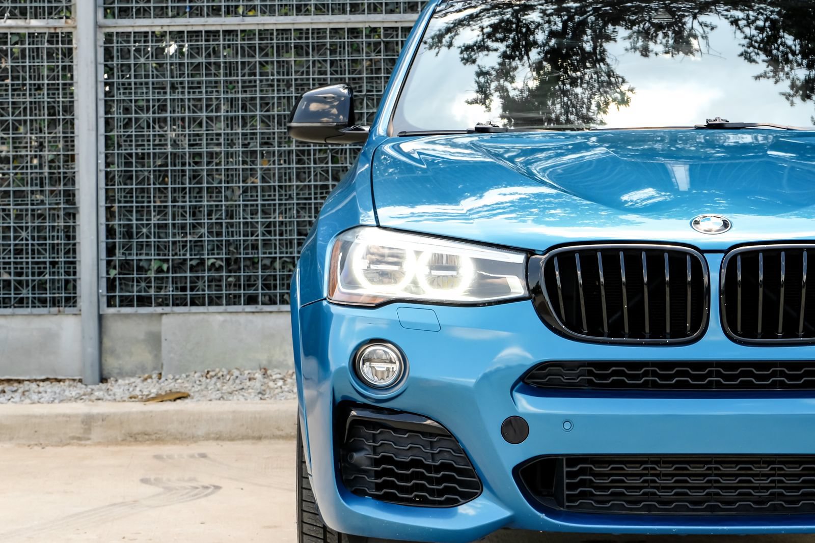 Used 2018 BMW X4 M40i AWD/4WD image 40