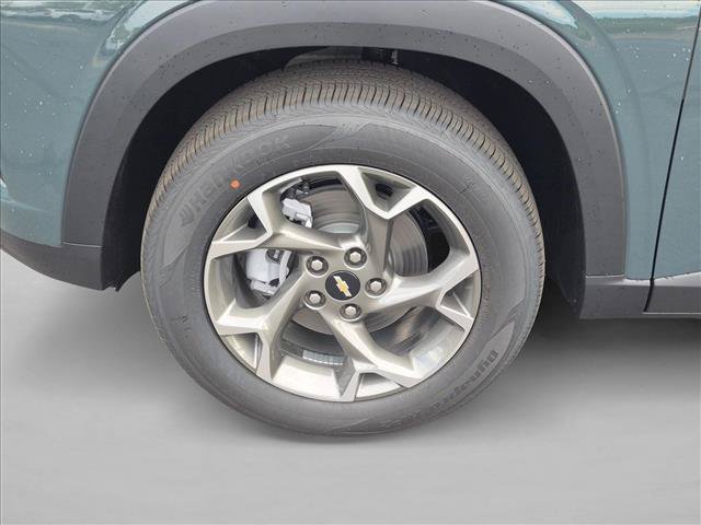New 2026 Chevrolet Trax LT w/ Driver Confidence Package FWD image 10