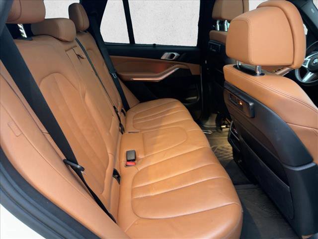 Used 2022 BMW X5 xDrive40i w/ M Sport Package image 25