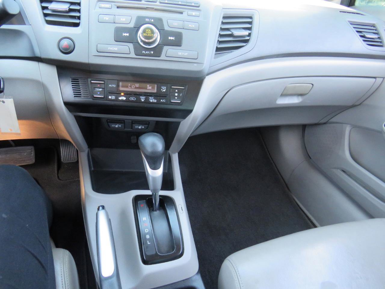 Used 2012 Honda Civic CVT AT-PZEV with Leather image 17