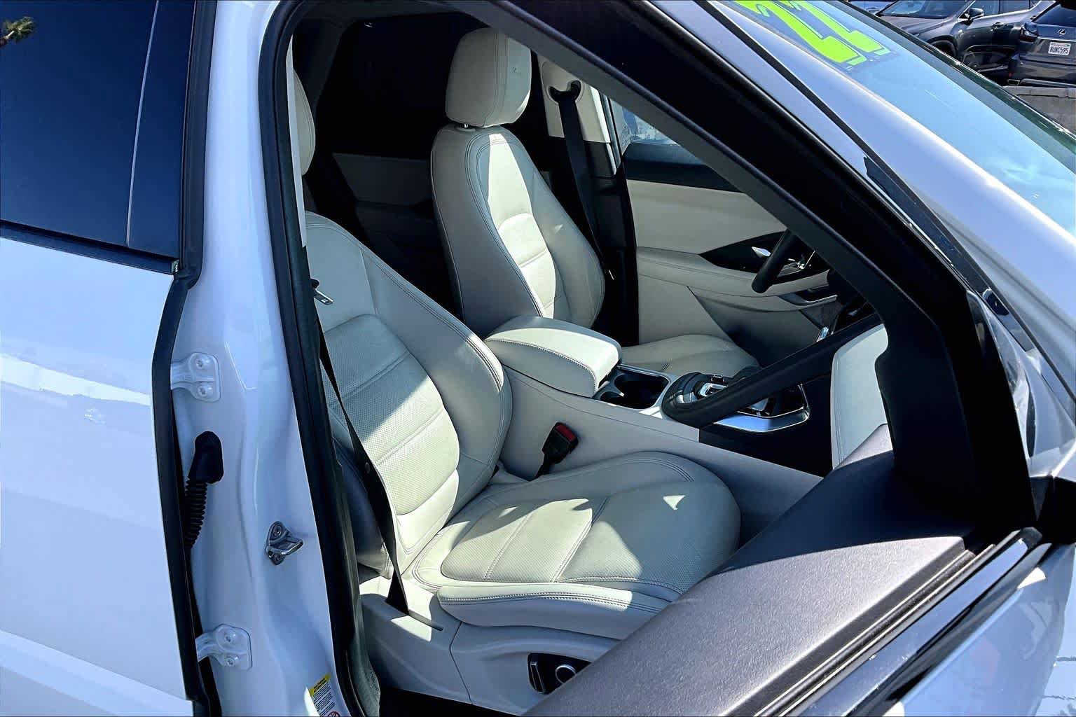 Used 2022 Jaguar E-PACE SE AWD/4WD image 8