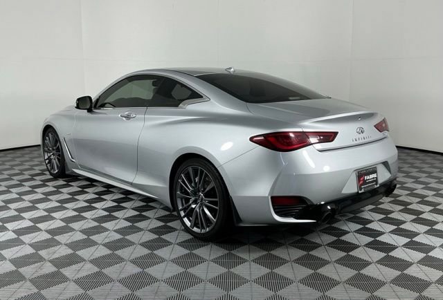 Used 2017 INFINITI Q60 3.0t Sport RWD image 5