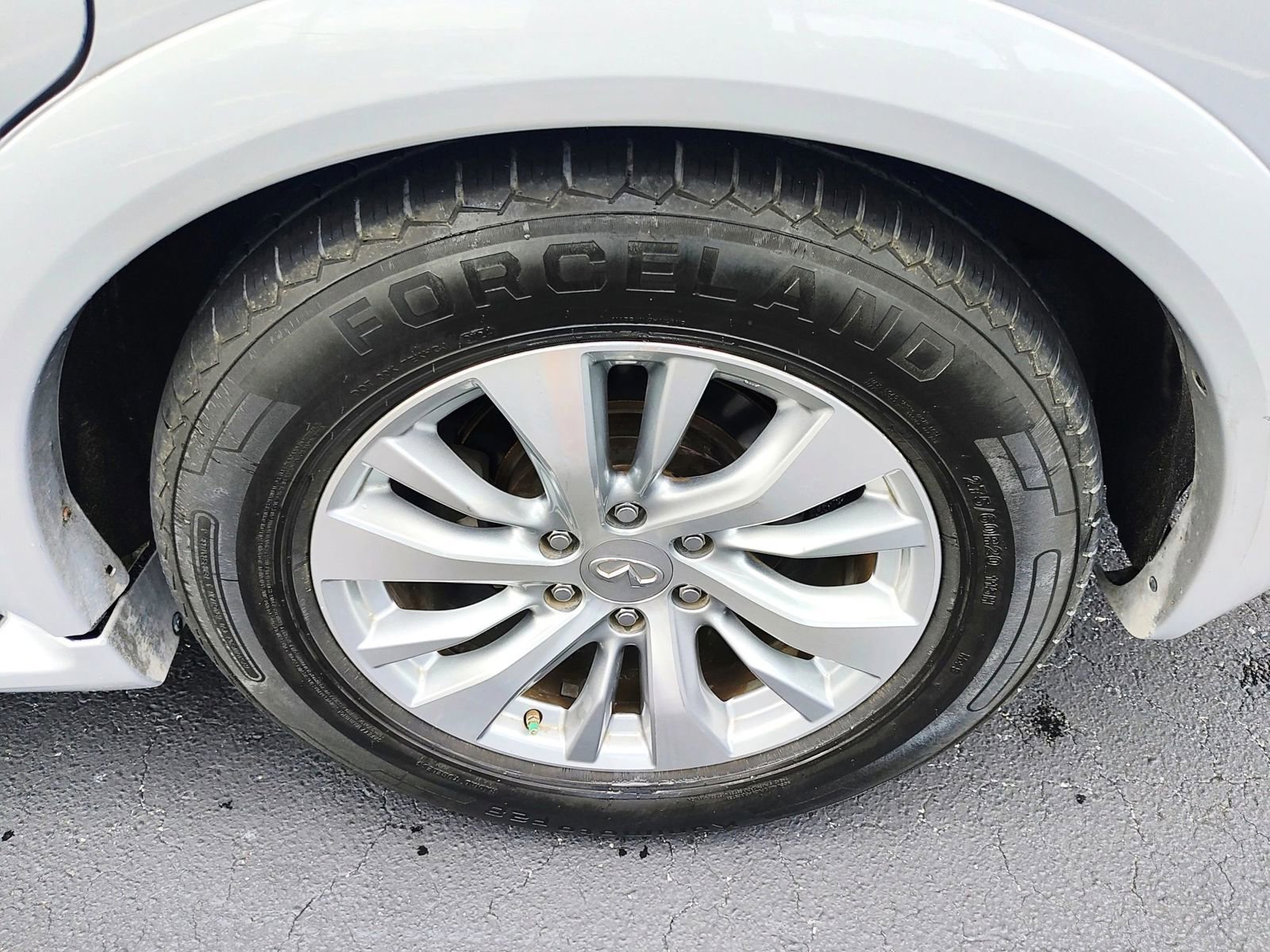 Used 2017 INFINITI QX80 Sport Utility 4D image 21