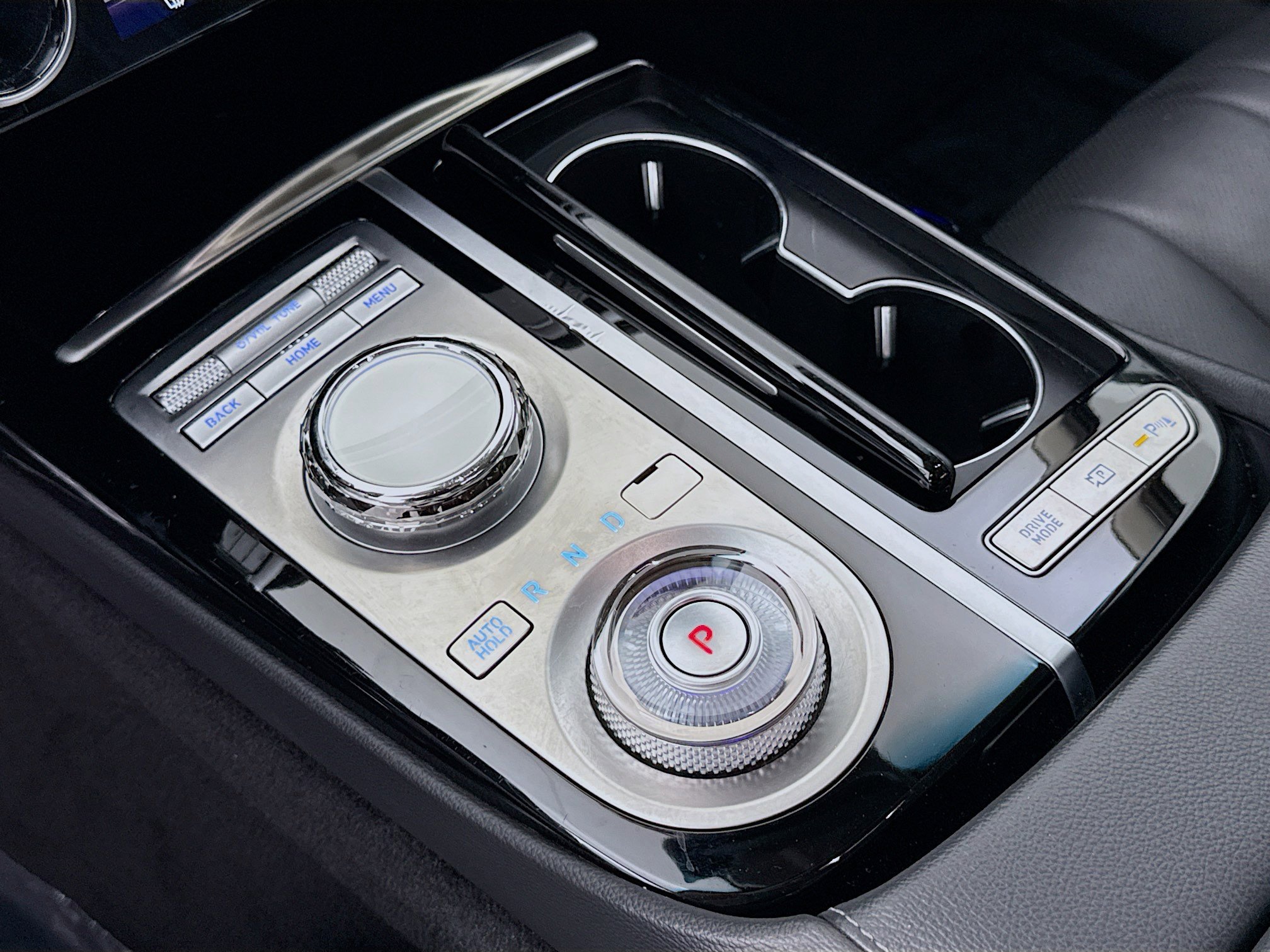 Used 2023 Genesis G80 2.5T image 17