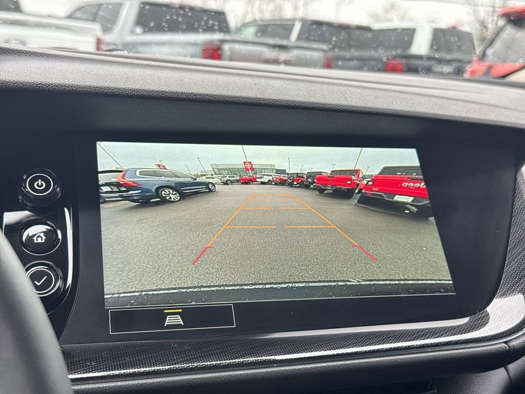 Used 2022 Buick Envision Preferred FWD image 17