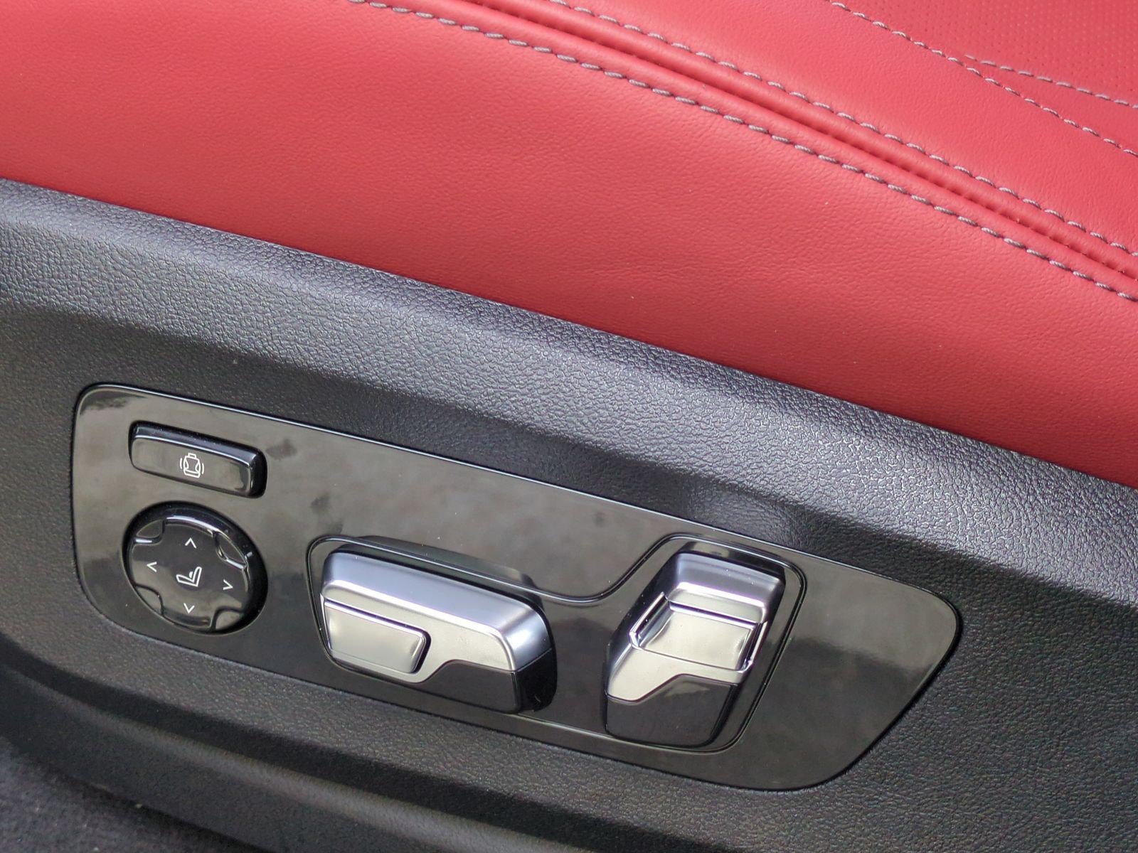 New 2027 BMW X6 M Competition w/ Executive Package AWD/4WD image 17