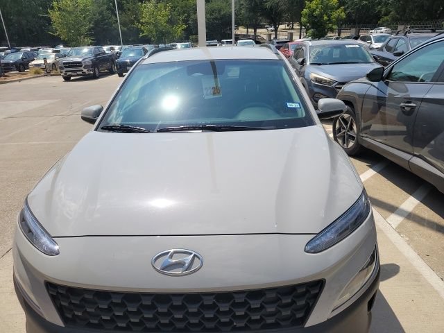 Used 2023 Hyundai Kona SEL w/ Cargo Package FWD image 2