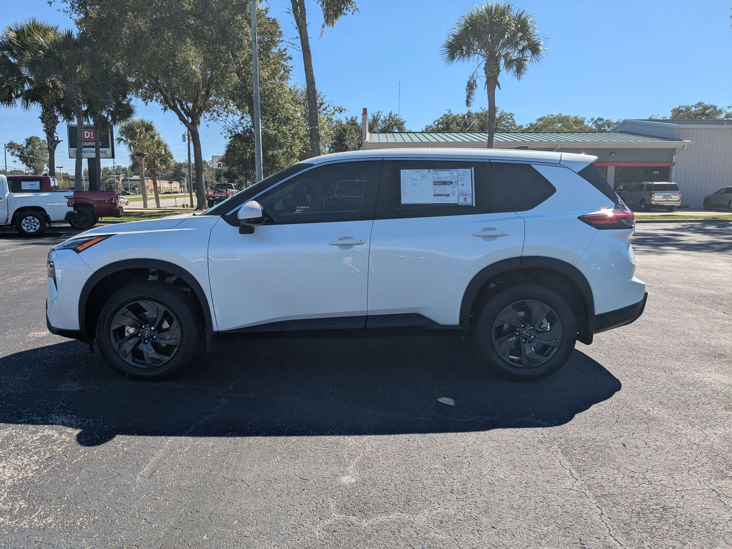 New 2026 Nissan Rogue SV FWD image 7