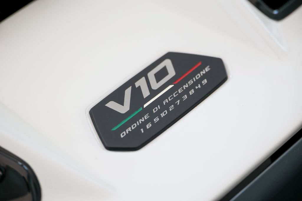 Used 2024 Lamborghini Huracan Tecnica RWD image 48