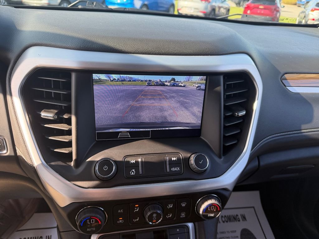 Certified 2023 GMC Acadia SLE w/ Driver Convenience Package image 18
