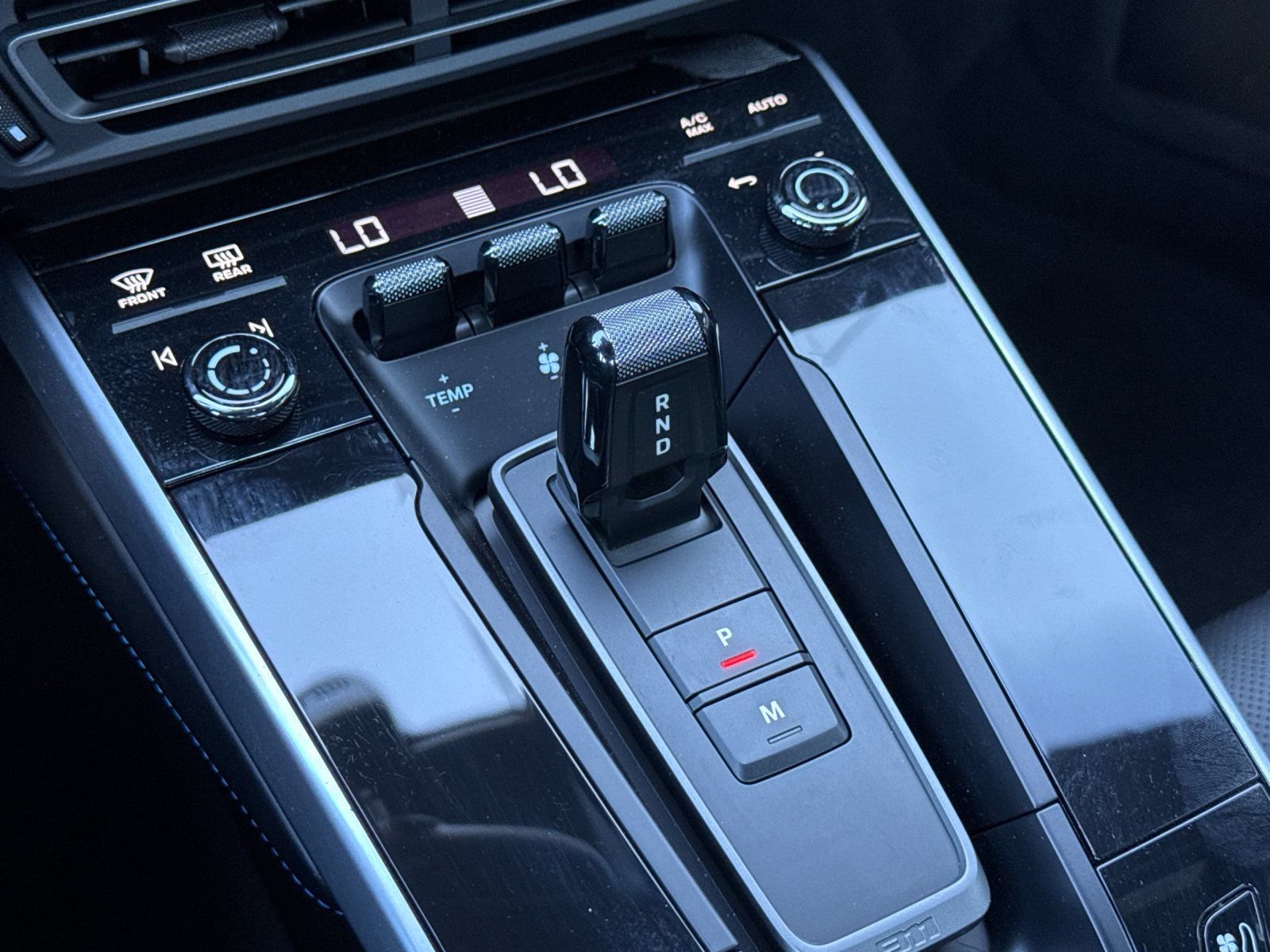 Certified 2025 Porsche 911 Turbo S AWD/4WD image 22