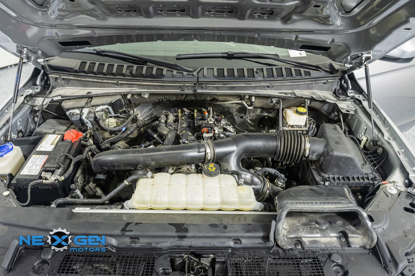 Used 2024 Ford Expedition XLT image 51