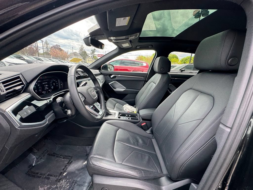 Used 2023 Audi Q3 2.0T Premium w/ Convenience Package AWD/4WD image 26