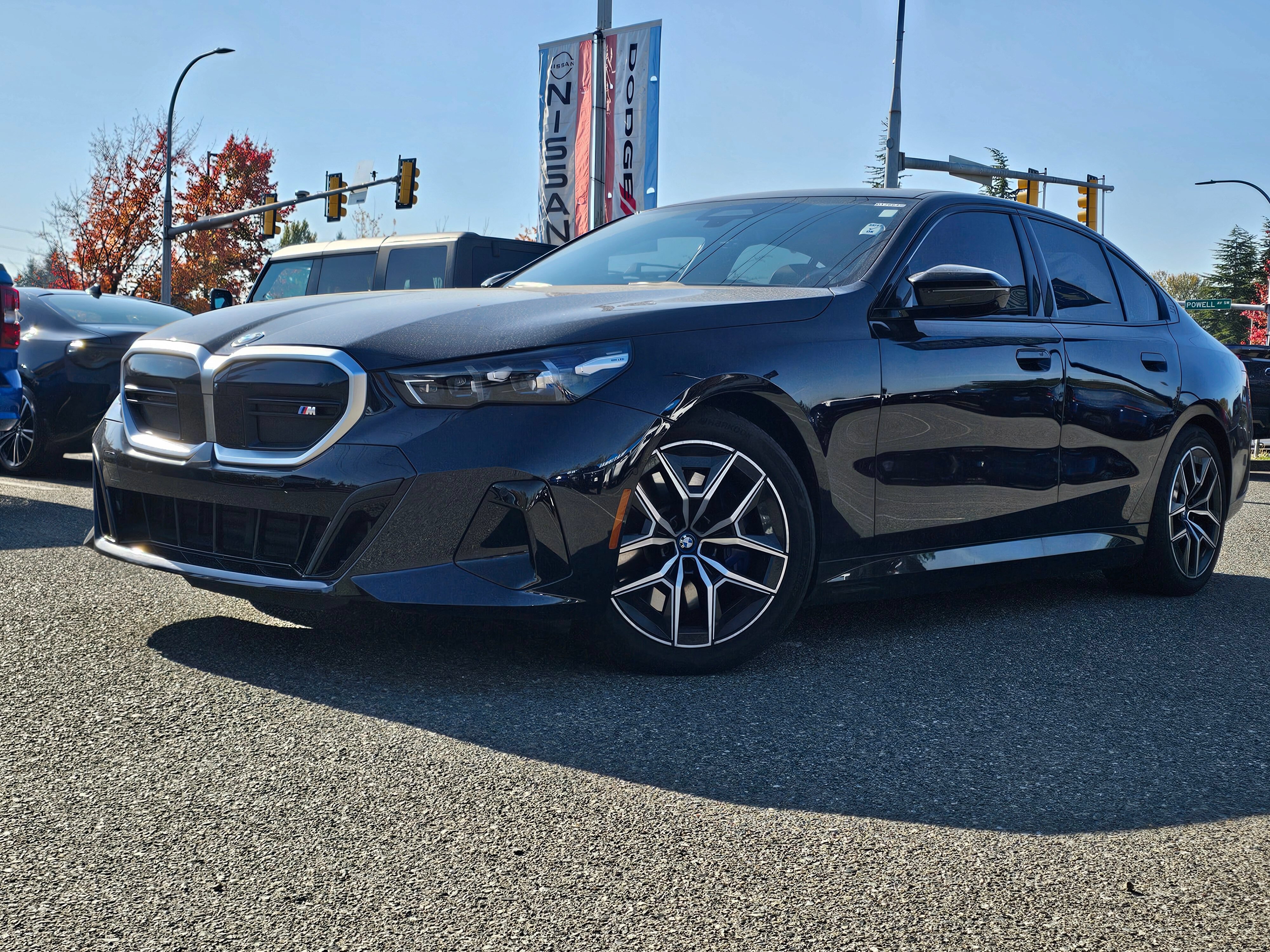 Used 2024 BMW i5 M60 w/ Premium Package AWD/4WD image 2
