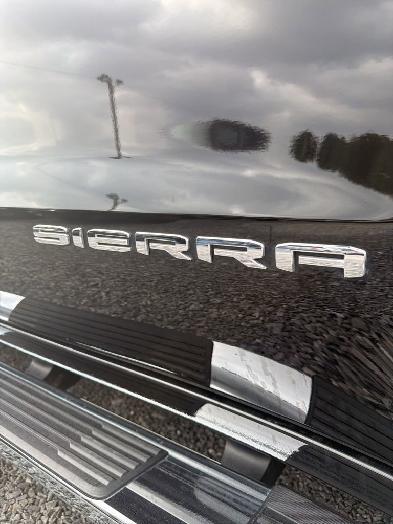 Used 2024 GMC Sierra 1500 SLT w/ SLT Premium Plus Package image 41