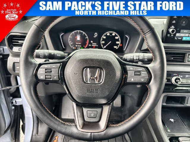 Used 2025 Honda Pilot TrailSport image 23
