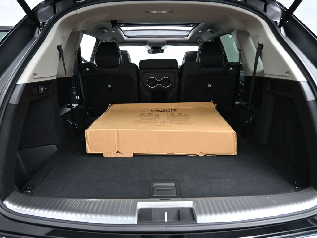 Used 2023 Acura MDX SH-AWD w/ Advance Package image 26