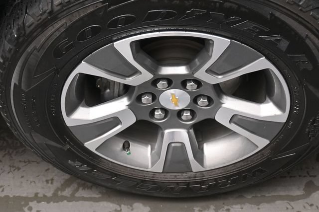 Used 2019 Chevrolet Colorado Z71 AWD/4WD image 29