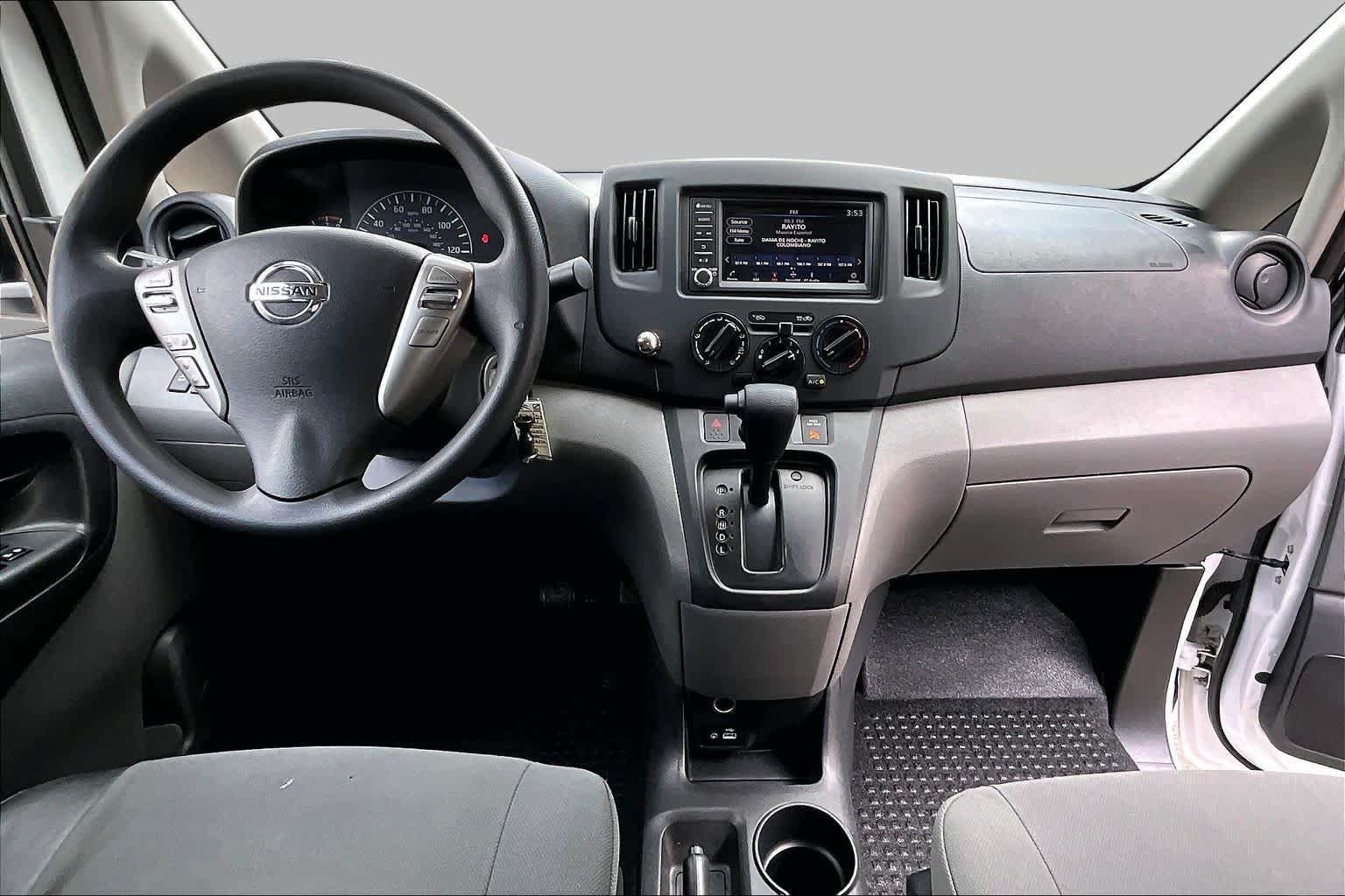 Used 2021 Nissan NV200 S FWD image 15