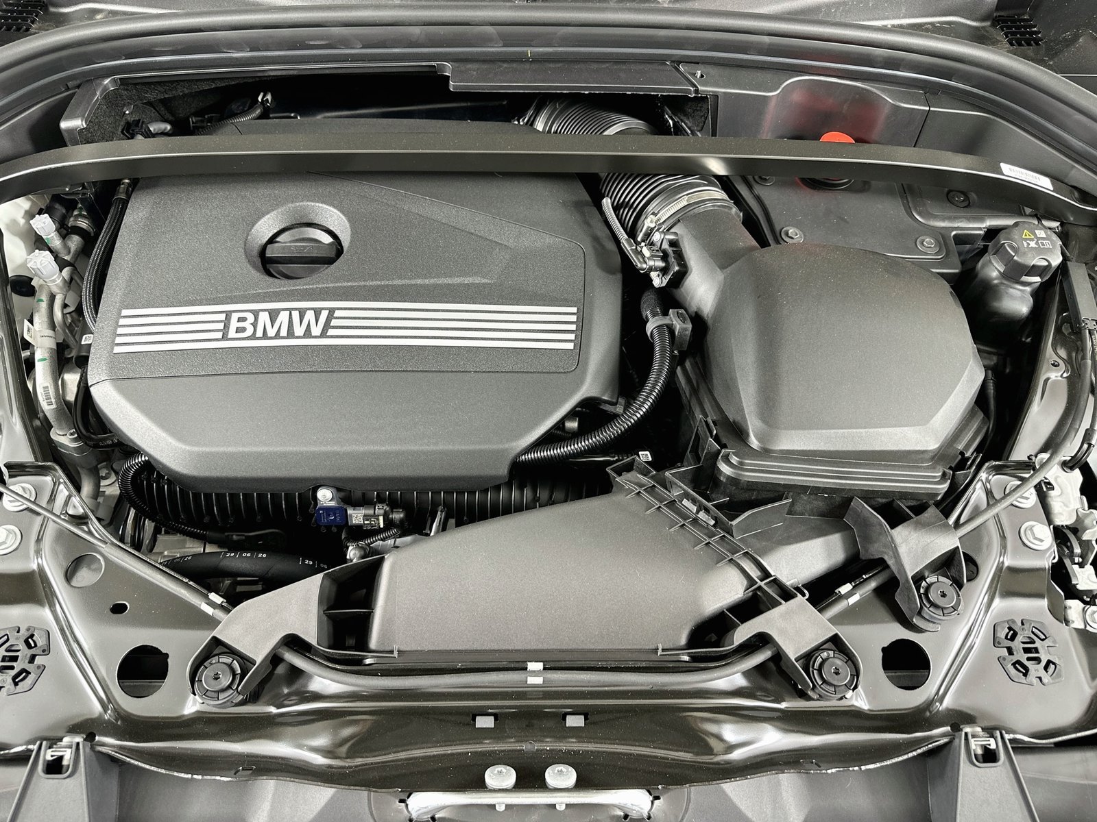 New 2027 BMW X1 xDrive28i AWD/4WD image 13