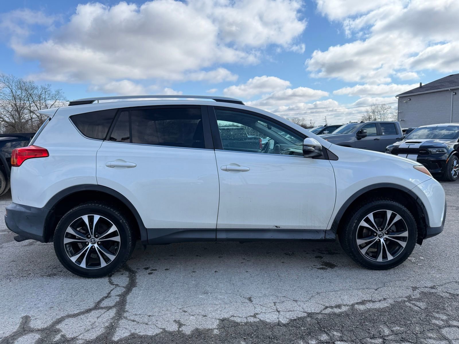 Used 2015 Toyota RAV4 Limited image 6