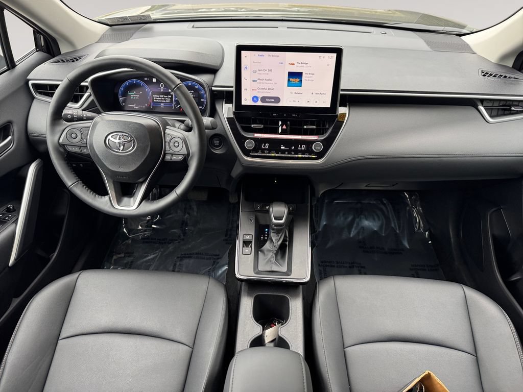 Used 2026 Toyota Corolla Cross XLE w/ Convenience Package AWD/4WD image 10