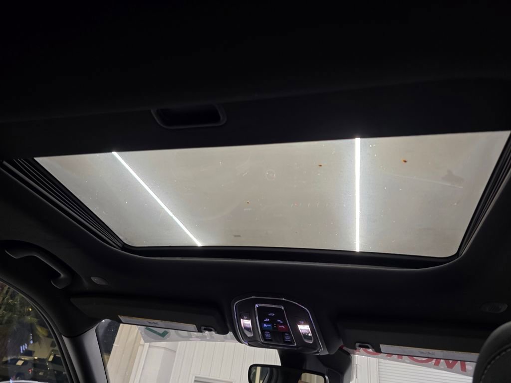 Used 2024 Jeep Grand Cherokee L Laredo w/ Luxury Tech Group I image 37