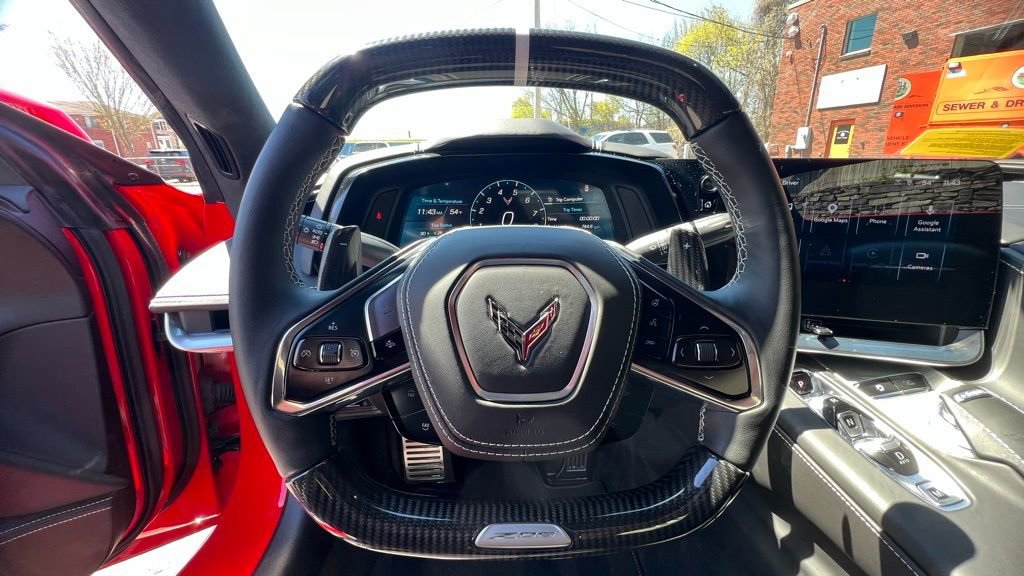 Used 2025 Chevrolet Corvette Z06 RWD image 21