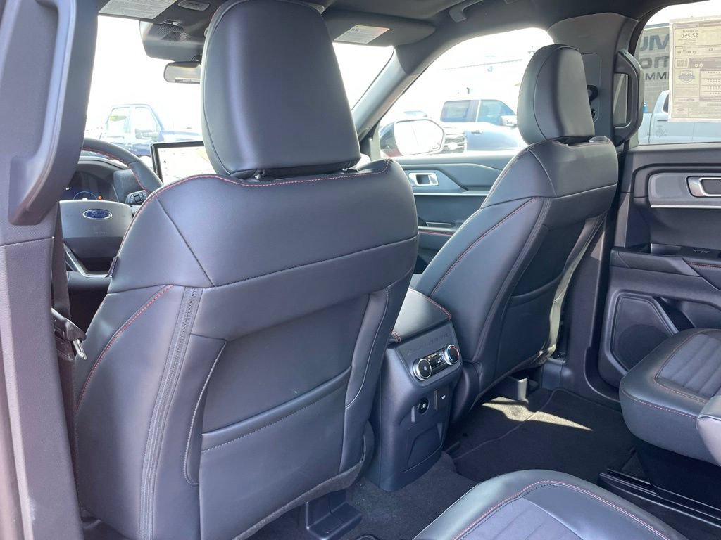 New 2026 Ford Explorer ST-Line AWD/4WD image 57