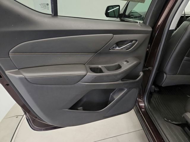 Used 2018 Chevrolet Traverse Premier AWD/4WD image 36