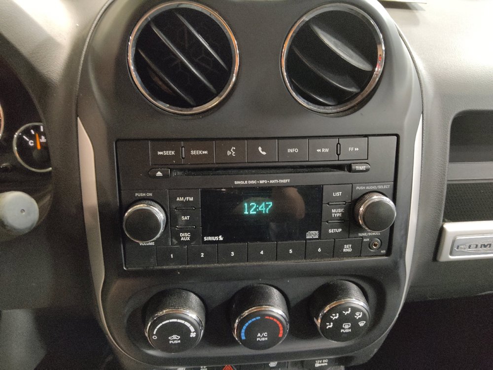 Used 2017 Jeep Compass High Altitude image 25