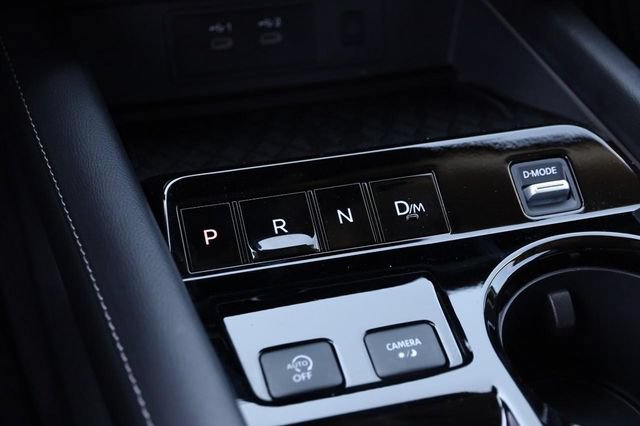 Certified 2025 Nissan Murano SL AWD/4WD image 19