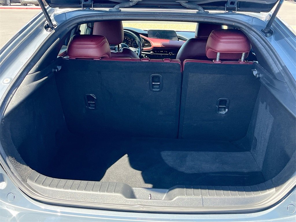 Used 2020 MAZDA MAZDA3 Hatchback w/ Premium Package image 27