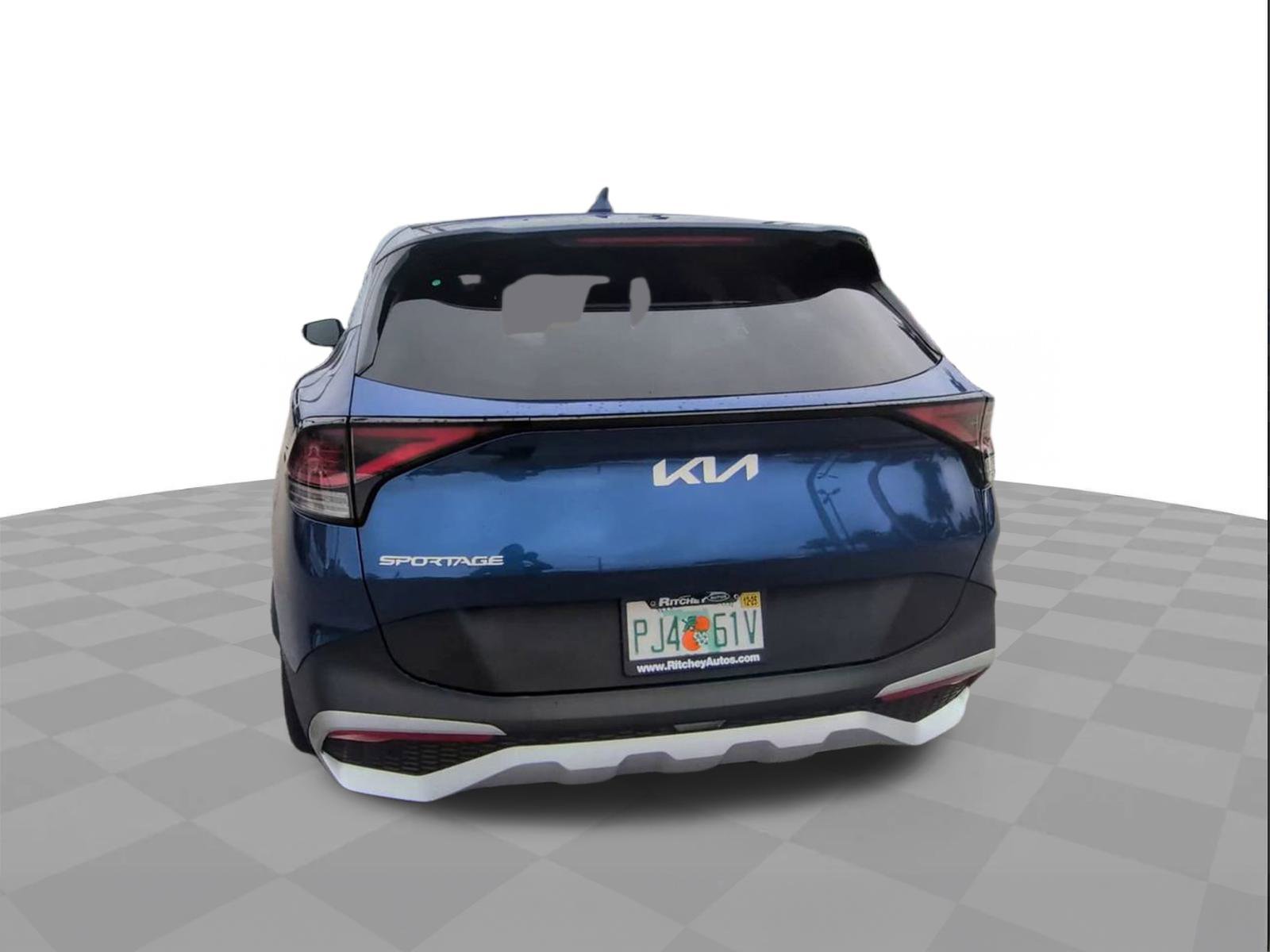 Used 2024 Kia Sportage EX image 7
