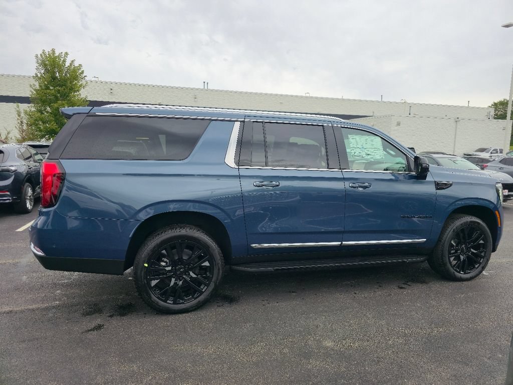 New 2026 GMC Yukon XL Elevation w/ Elevation Premium Package AWD/4WD image 10