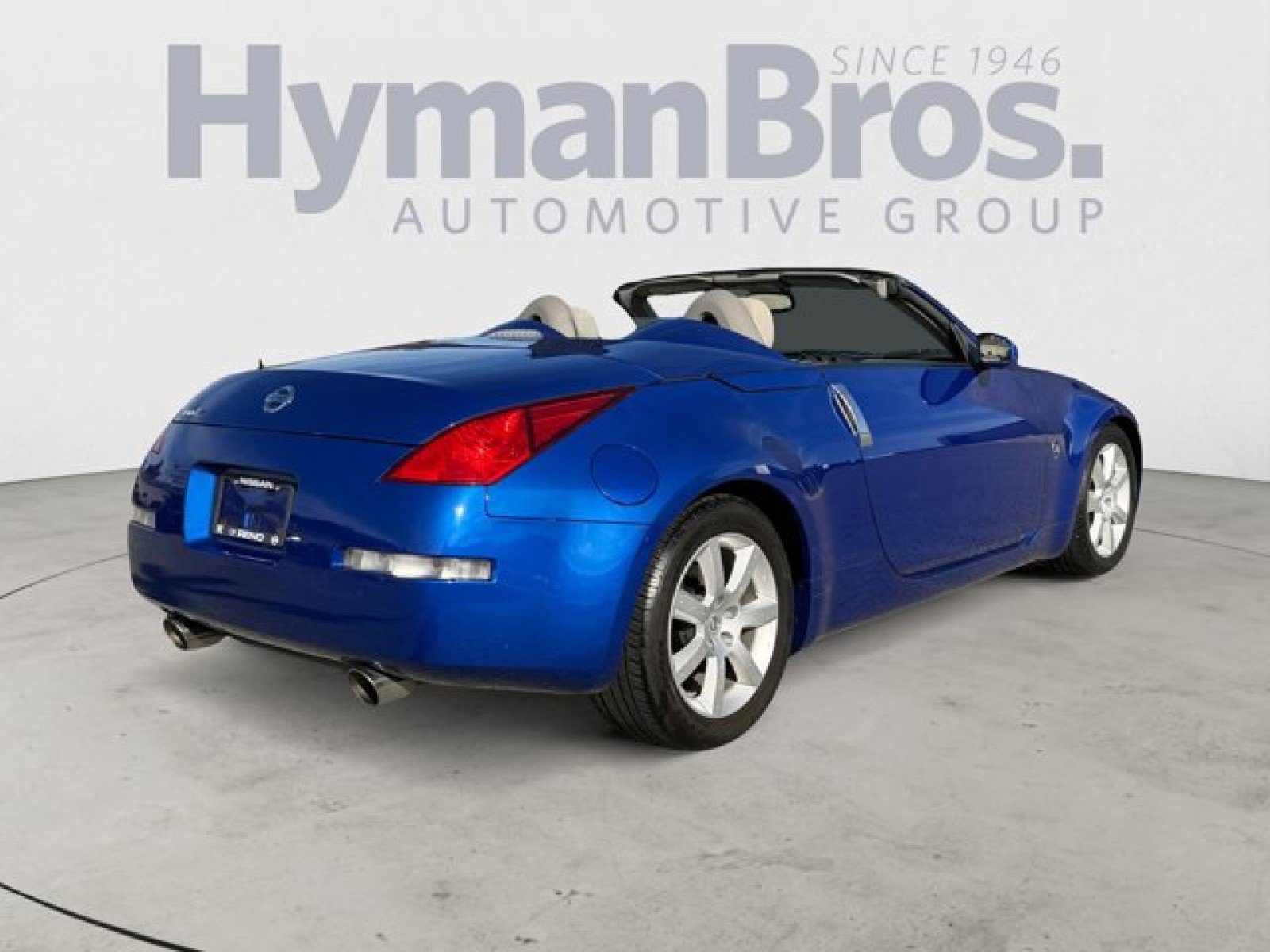 Used 2005 Nissan 350Z Touring image 3