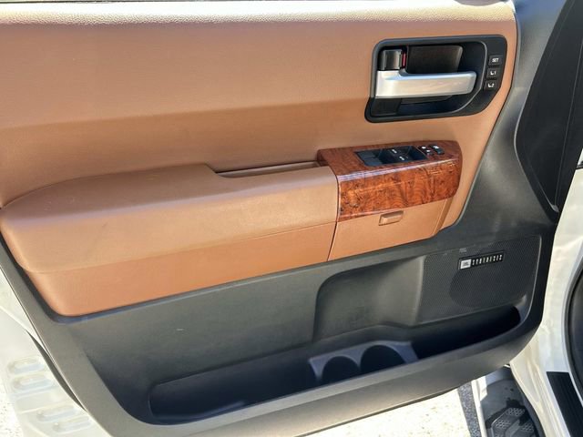 Used 2020 Toyota Sequoia Platinum AWD/4WD image 19