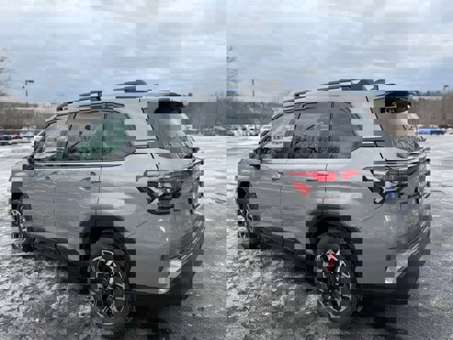 New 2025 Subaru Forester Premium image 7