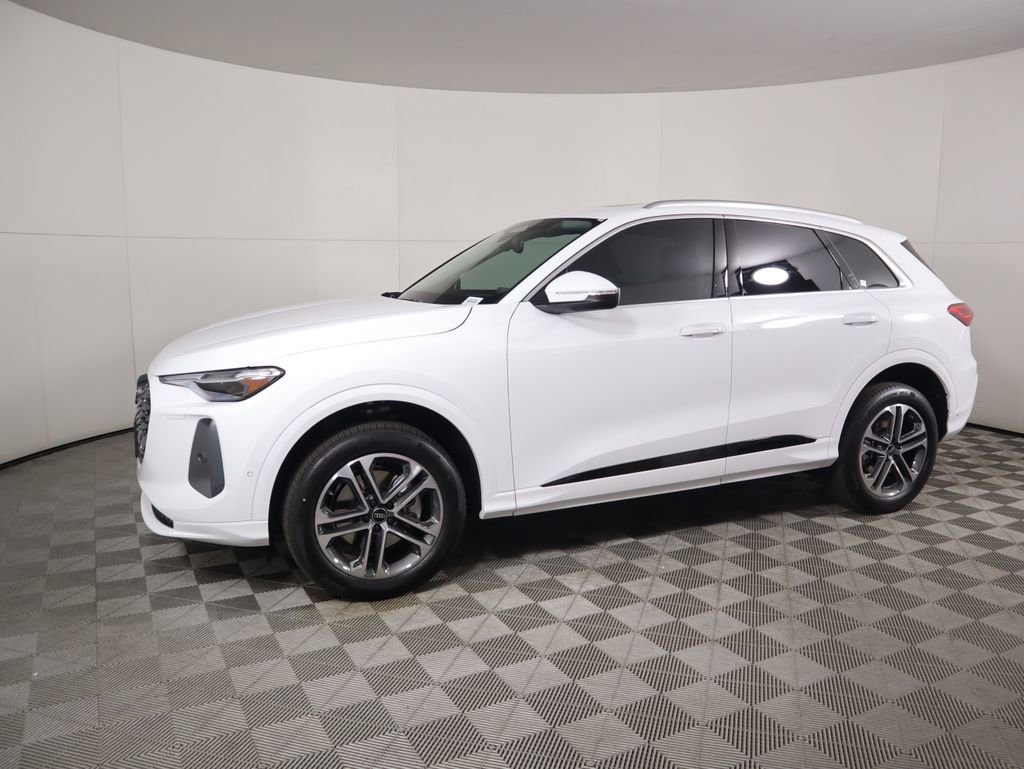 Used 2025 Audi Q5 Premium Plus w/ Premium Plus image 9