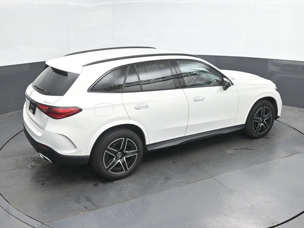 Used 2024 Mercedes-Benz GLC 300 4MATIC image 31